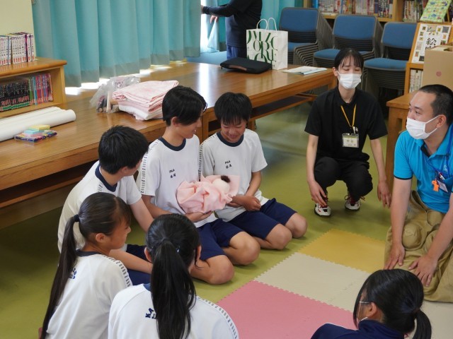 だっこの練習③